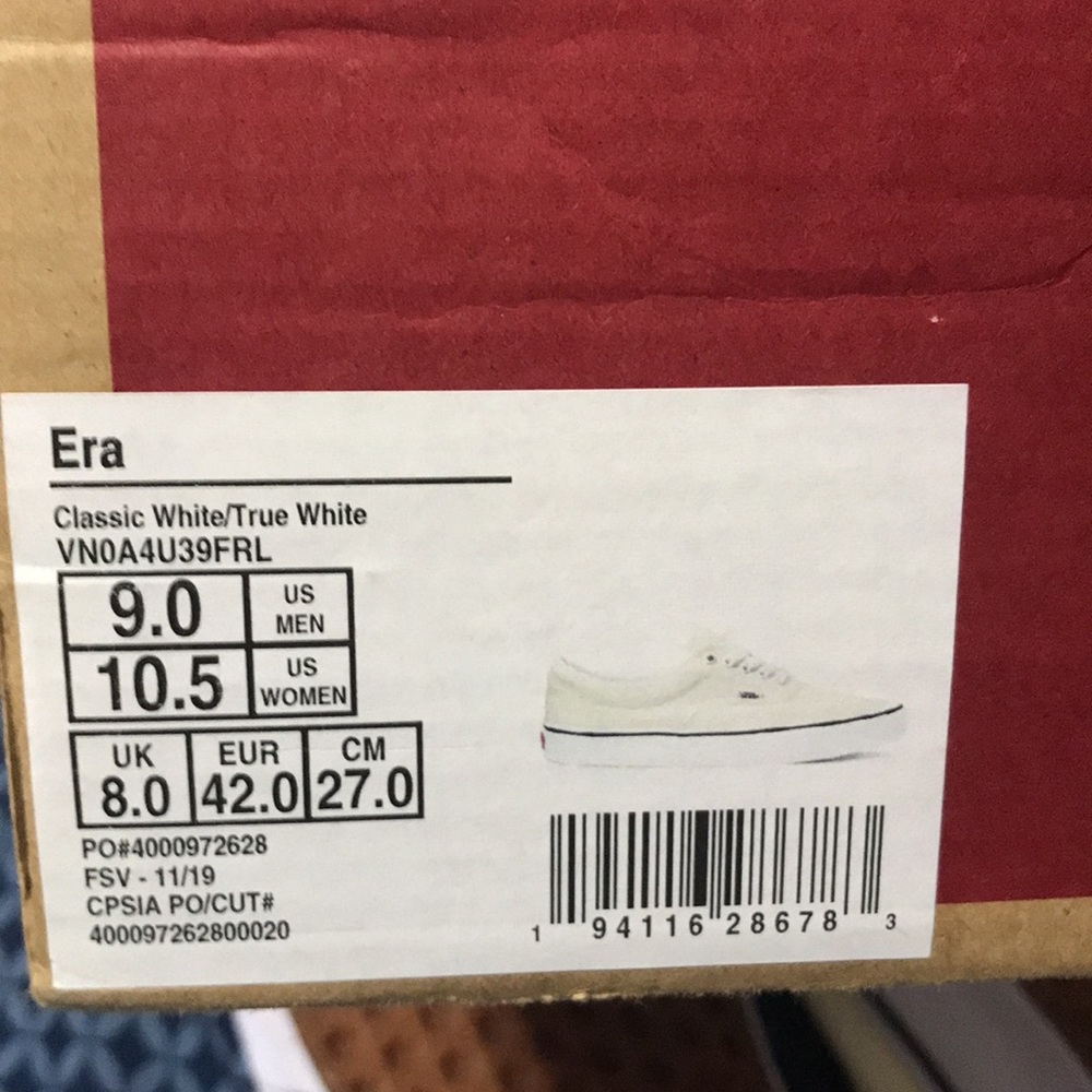 Vans - Picture 3 of 3